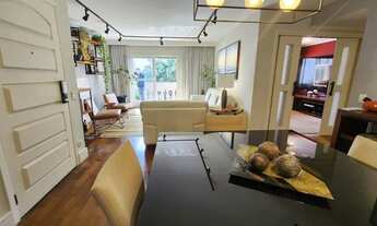 Imagem 4: Apartamento amplo mobiliado e decorado com 4 dormitórios sendo 1 suíte e 3 vagas para loca