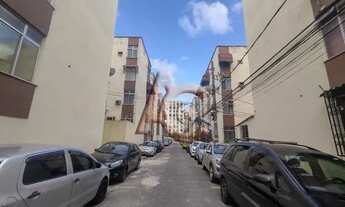 Imagem 4: Apartamento com um lance de escada, próximo ao metrô