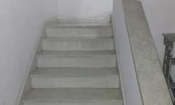 Imagem 3: IMOBILIÁRIA SCHOTKIS ALUGA APARTAMENTO JK, 1º ANDAR, DE FRENTE, SEM ELEVADOR, APROXIMADAME