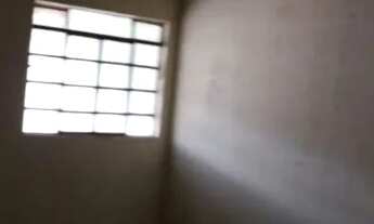 Imagem 4: Vendo uma casa no bairro 24 de dezembro.