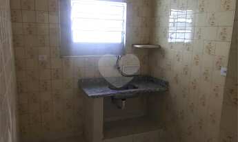 Imagem 5: Sobrado na Parada Inglesa com renda