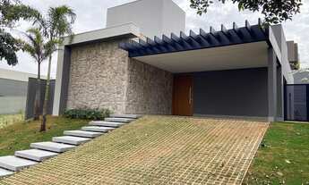 Imagem: Casa Alphaville 2 para venda possui 242