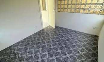 Imagem 5: Casa c/suíte com ônibus na porta e não precisa de fiador . Jardim Nova República