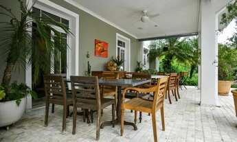 Imagem 4: Casa de condomínio para venda possui 1000 metros quadrados com 5 quartos