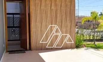 Imagem 6: Casa com 3 dormitórios sendo 3 suítes. Condomínio fechado com portaria e segurança 24h