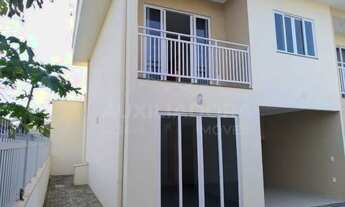 Imagem: Dois Sobrados geminados