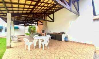 Imagem 2: Casa térrea com 574mt² com 3 dormitórios (1 suíte) e piscina a 200 metros da praia em Peru