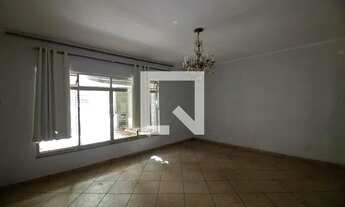 Imagem 2: Casa para Aluguel - Campo Belo, 3 Quartos, 220 m2