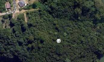 Imagem: Terreno à venda com frente para a represa