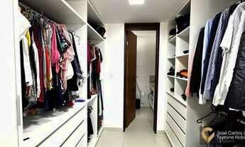 Imagem 7: Apartamento com 2 quartos todo PROJETADO no Bessa e com VISTA MAR - Suíte com closet