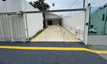 Imagem: Casa comercial térrea no Setor Sul, sito