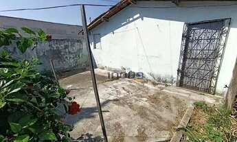 Imagem 4: Casa com 3 dormitórios para alugar por R$ 800,00/mês - Pajuçara - Maracanaú/CE