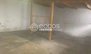 Imagem 2: Casa comercial para aluguel, Custódio Pereira - Uberlândia/MG