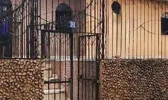 Imagem: CASA DE ESQUINA LOCALIZADA NO BAIRRO DOM