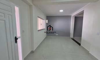 Imagem 3: Sobrado com 4 dormitórios sendo 1 suíte no bairro Nossa Senhora do Perpétuo Socorro em Pin