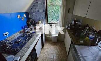 Imagem 4: Casa de rua : Triplex / Residencial / Cosme Velho