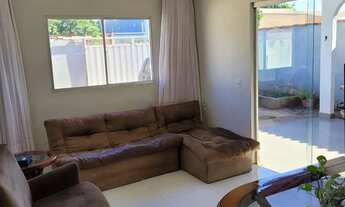 Imagem: Vendo Linda casa com 4 quartos - 2 suítes