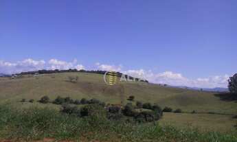 Imagem 2: Chácara com 4 dormitórios à venda, 30000 m² por R$ 550.000,00 - Zona Rural - Pouso Alegre