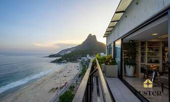 Imagem 2: Cobertura Duplex Espetacular no Leblon, com Vista 360° para o Mar
