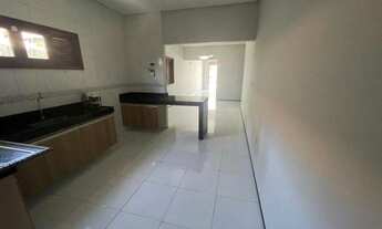 Imagem 3: Casa para venda com 188 metros quadrados com 2 quartos em Casa Amarela - Recife - Pernambu