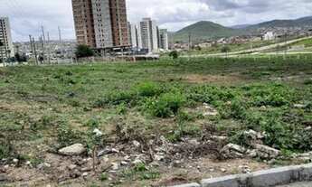 Imagem 4: Lote de esquina com 609,00m² ao lado do Caruaru Shopping, esquina com a Av. Principal