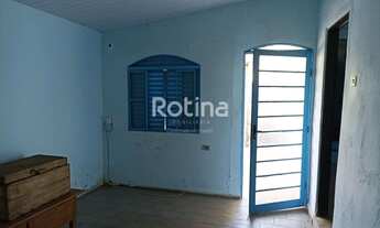 Imagem 2: Colônia à venda, 3 quartos, 3 vagas, Martins - Uberlândia/MG