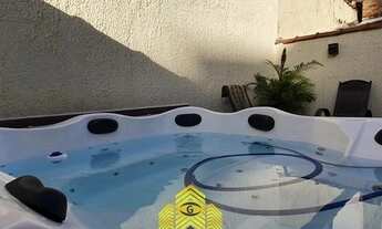 Imagem: Casa com 2 dormitórios, 70 m², à venda