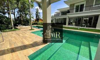 Imagem 3: Alphaville Campinas - Magnifica e Ampla Casa à Venda. Living para 4 ambientes com pé direi