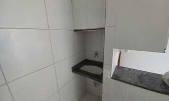 Imagem 4: Leia com atenção - 02 Qts - Ed. Praça da Barra - Taxa inclusa. Armario na cozinha