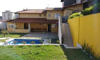 Imagem: Sobrado para venda tem 222 metros quadrados