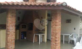 Imagem 3: Excelente sobrado (360 m² A/C), apropriada para locação residencial ou comercial ao lado