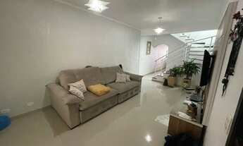 Imagem 4: LINDO SOBRADO SENDO 4 DORMITORIOS