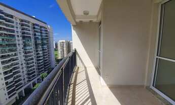 Imagem 2: Apartamento de 70 metros quadrados no bairro Barra da Tijuca com 2 quartos