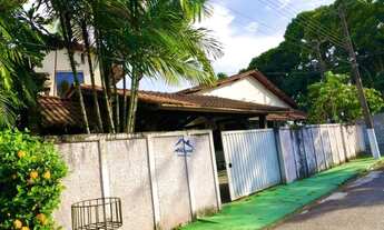 Imagem 2: Casa em cond. fechado com 5/4 sendo 2 suites e lazer completo