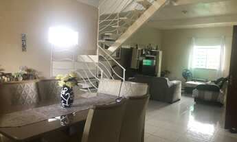 Imagem: CASA DUPLEX PARA ALUGUEL PRÓXIMO A MORADA