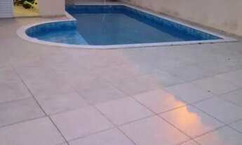 Imagem 4: Casa teria com piscina