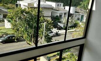 Imagem 4: Casa nova, moderna 3 suites, acabamento de 1ra, quintal piscina e gourmet