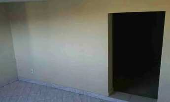 Imagem 6: Casa quatro, sala, cozinha, banheiro