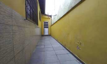 Imagem 2: Casa com 2 dormitórios para alugar, 110 m² por R$ 1.500,00 - Vila Assis Brasil - Mauá/SP