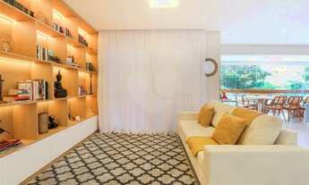 Imagem 2: Apartamento no Panamby de 165m2 com 3 suítes,sala ampliada, varanda gourmet, 3 vagas de ga