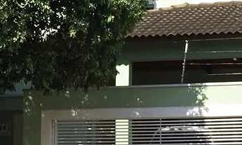 Imagem 6: Casa tem 288 metros quadrados com 4 quartos