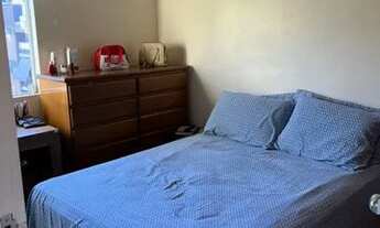 Imagem 5: LINDO APARTAMENTO CURICICA AO LADO DO PROJAC COM PORCELANATO E COZINHA PLANEJADA