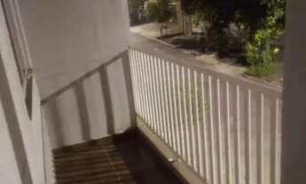 Imagem 5: Vendo ou troco sobrado. ( leia o anúncio