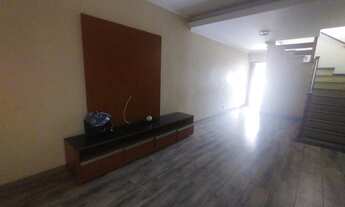 Imagem 3: Sobrado Jd.Vila Galvão-3dorms,4vagas-R$ 2.800,00 + iptu