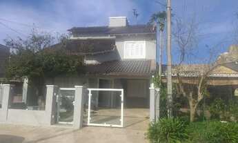 Imagem: Alugo Casa com Piscina