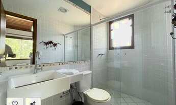 Imagem 6: Casa de condomínio para venda possui 120 metros quadrados com 5 quartos