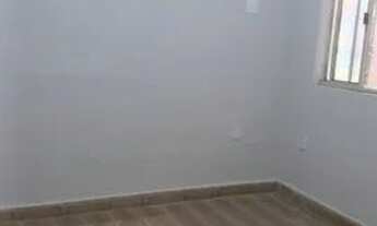 Imagem 5: Alugo casa de 2qts com garagem na Rua Ibitu em Realengo