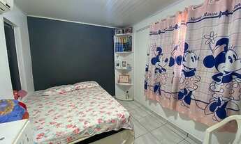 Imagem 3: Casa linda e espaçosa com 4 quartos