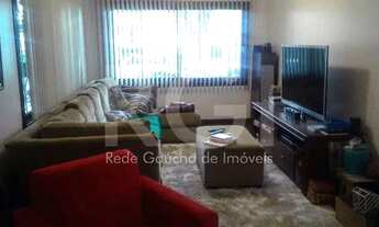 Imagem 3: Casa para Venda - 240m², 3 dormitórios, sendo 1 suites, 3 vagas - Petrópolis