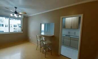 Imagem 3: L996 Lindo Apartamento 1 Dorm, Semi Mobiliado, Estacionamento Privativo